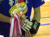 優勝カップ